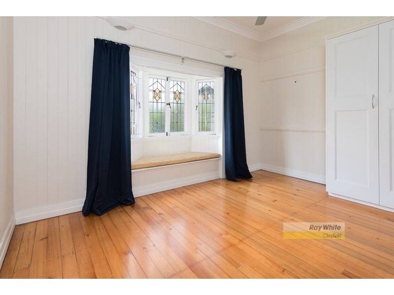 17 Czar Street, Hamilton QLD 4007