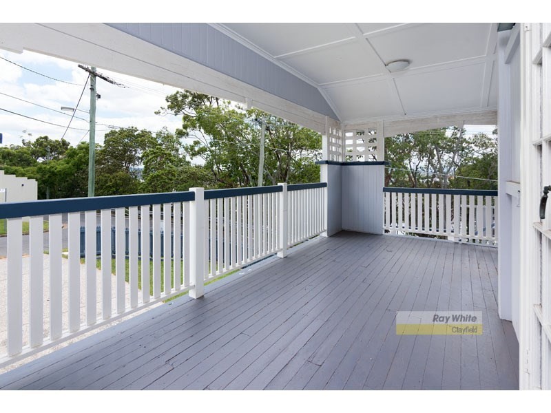 17 Czar Street, Hamilton QLD 4007