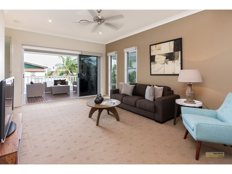 16 Lilley Street, Hendra QLD 4011