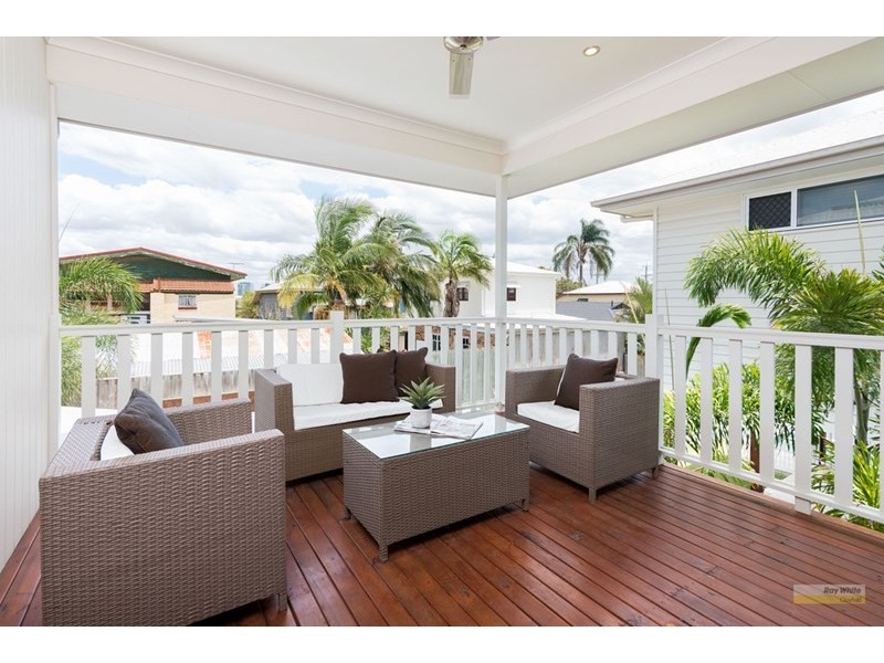 16 Lilley Street, Hendra QLD 4011