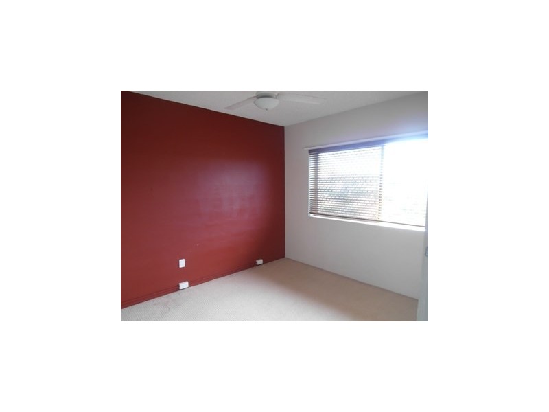 2/129 Crescent Road, Ascot QLD 4007