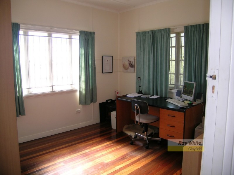 Wavell Heights QLD 4012