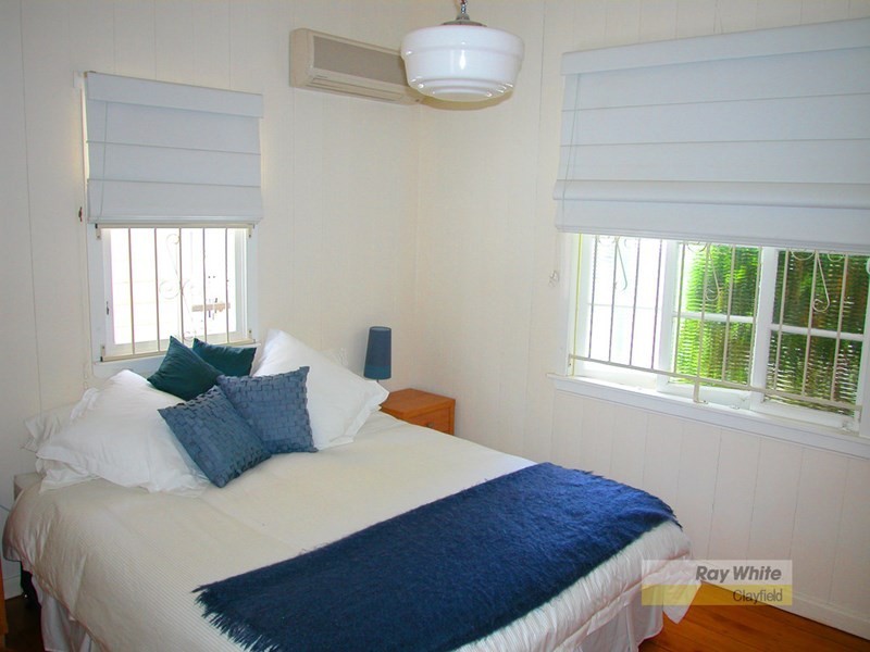 33 McIntyre Street, Wooloowin QLD 4030