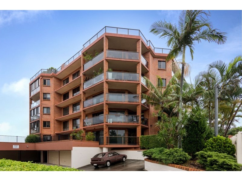 8/18 Victoria Parade, Clayfield QLD 4011