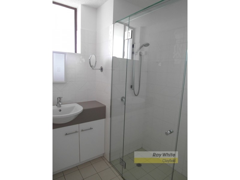 8/14 Charlton Street, Hamilton QLD 4007