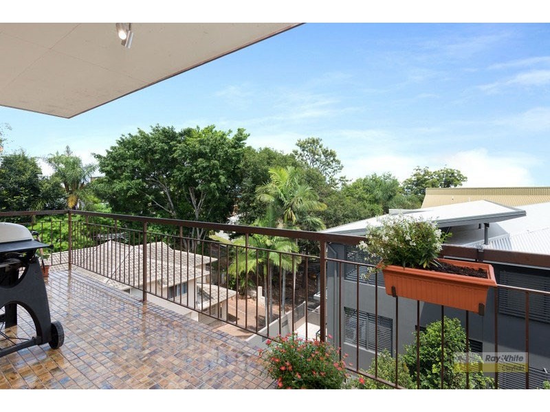 8/24 Stopford Street, Wooloowin QLD 4030