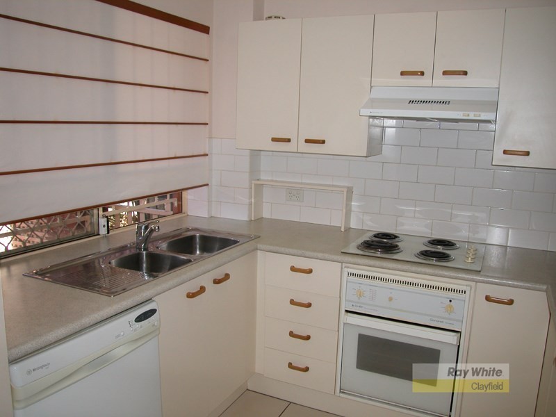 2/34 Wooloowin Avenue, Wooloowin QLD 4030