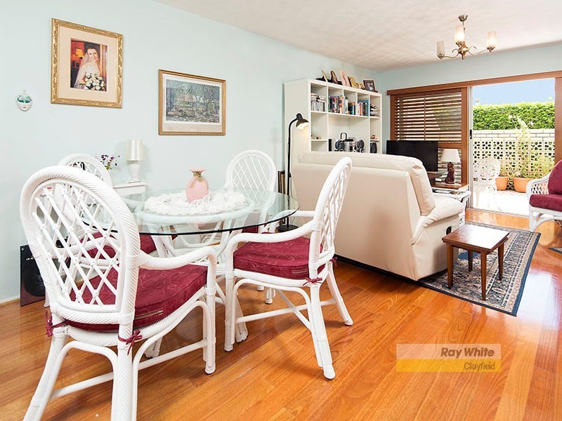 2/8 Bonney Avenue, Clayfield QLD 4011