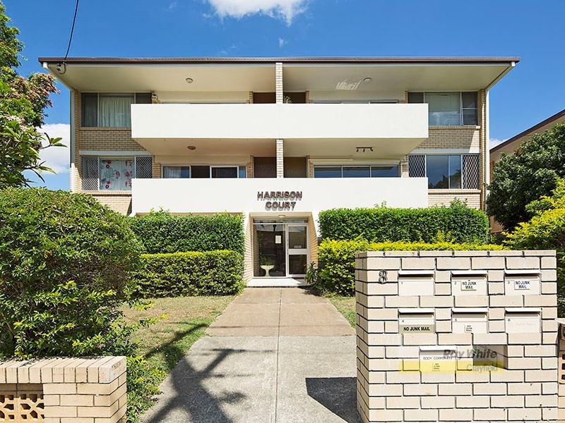 2/8 Bonney Avenue, Clayfield QLD 4011