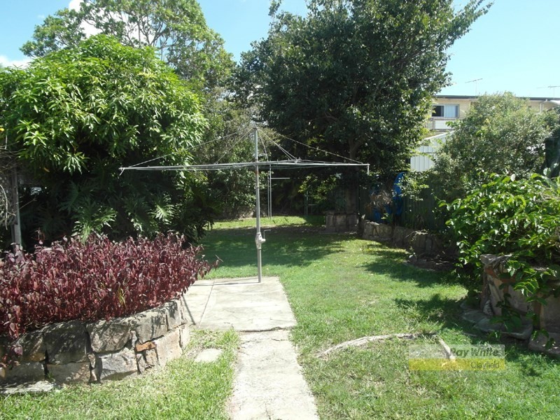 100 Nudgee Road, Hamilton QLD 4007