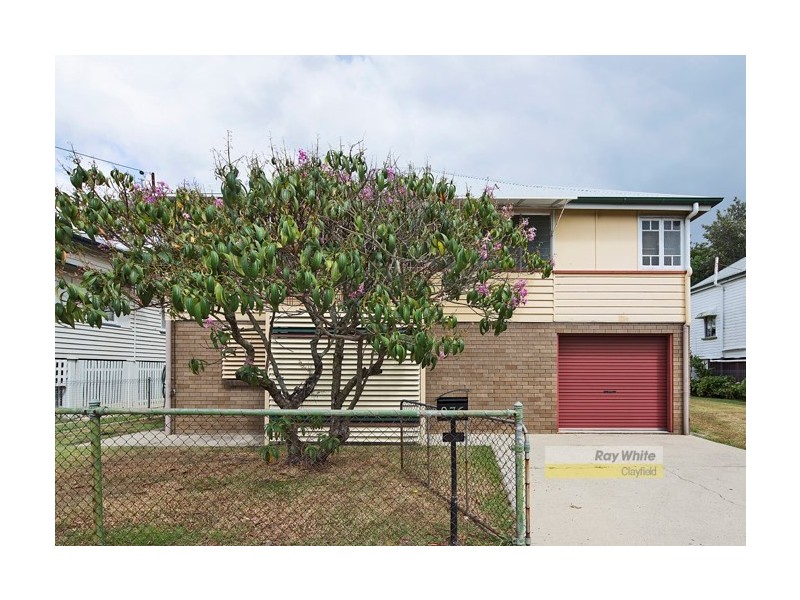 876 Sandgate Road, Clayfield QLD 4011