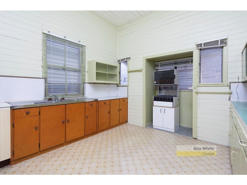 876 Sandgate Road, Clayfield QLD 4011