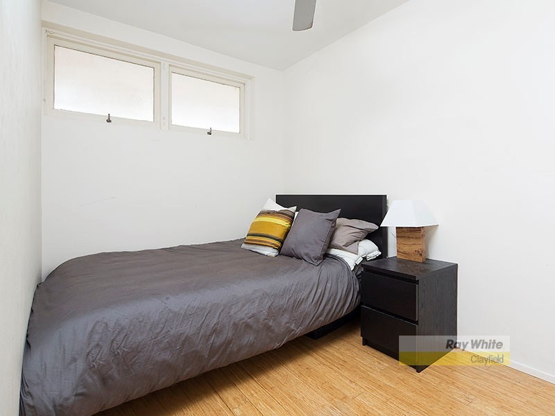 2/18 Best Street, Hendra QLD 4011