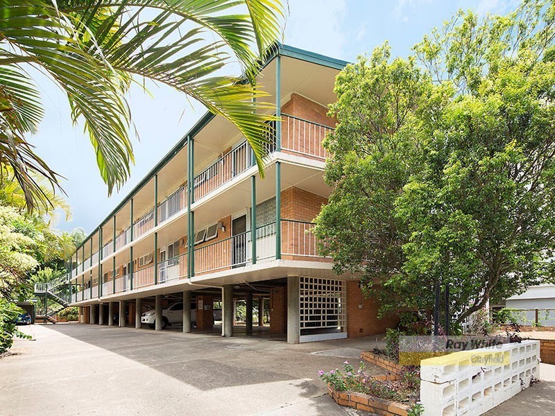 2/18 Best Street, Hendra QLD 4011