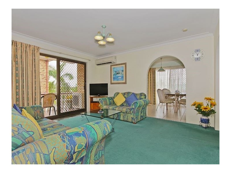 1/64 Hilltop Avenue, Chermside QLD 4032