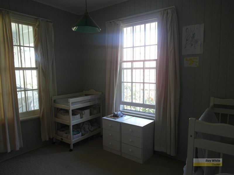 99 Crescent Road, Hamilton QLD 4007