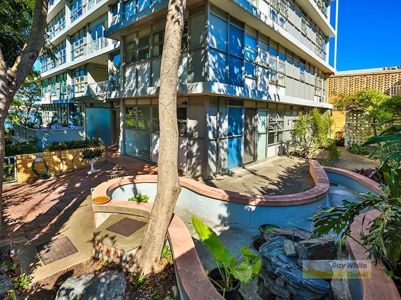 GA/11 Hillside Crescent, Hamilton QLD 4007