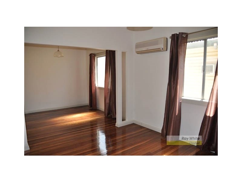 25 Crescent Way, Hendra QLD 4011