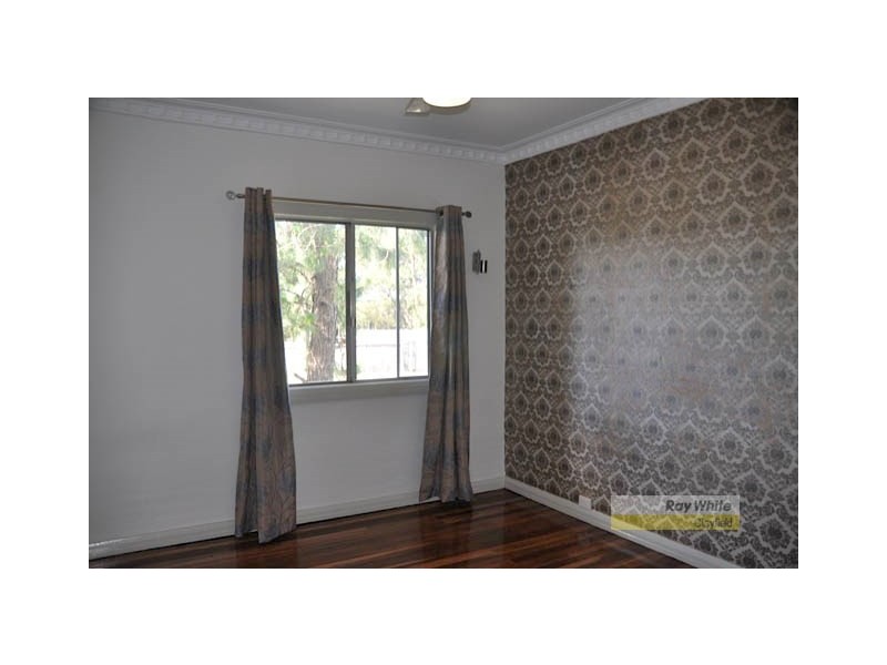 25 Crescent Way, Hendra QLD 4011