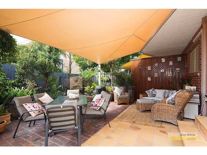 2/11 Montpelier Street, Clayfield QLD 4011