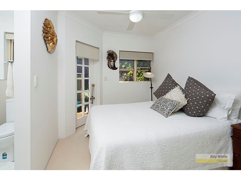 2/11 Montpelier Street, Clayfield QLD 4011
