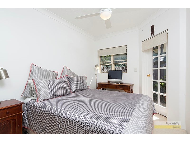 2/11 Montpelier Street, Clayfield QLD 4011
