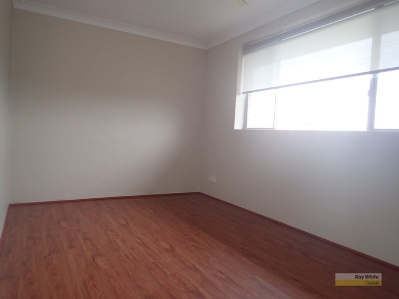 3/8 Harry Street, Zillmere QLD 4034