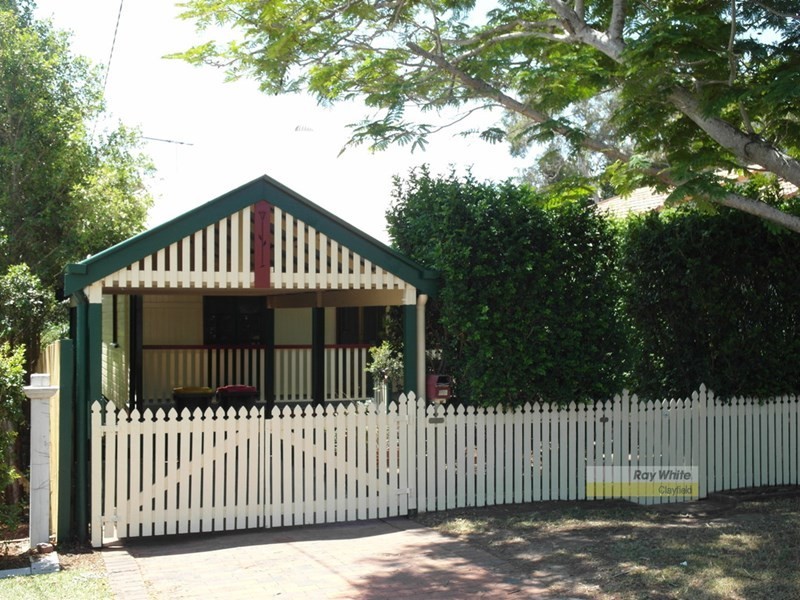 19 Howie Street, Clayfield QLD 4011