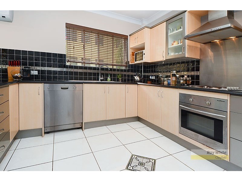 2/73 Riverton Street, Clayfield QLD 4011