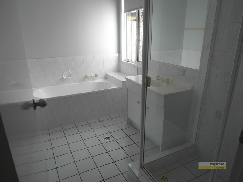 31 Turquoise Place, Wavell Heights QLD 4012