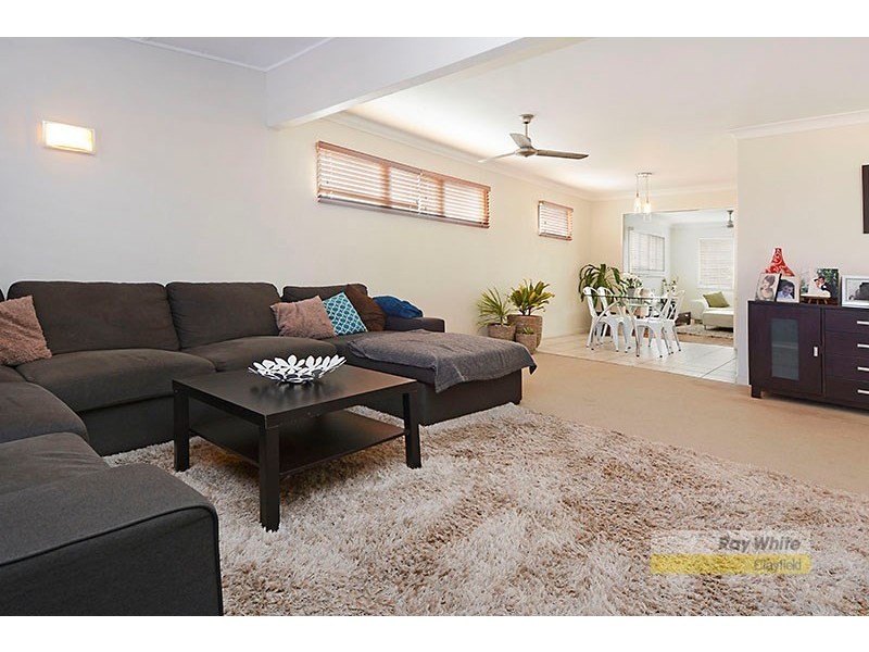 15 Lindale Street, Chermside West QLD 4032