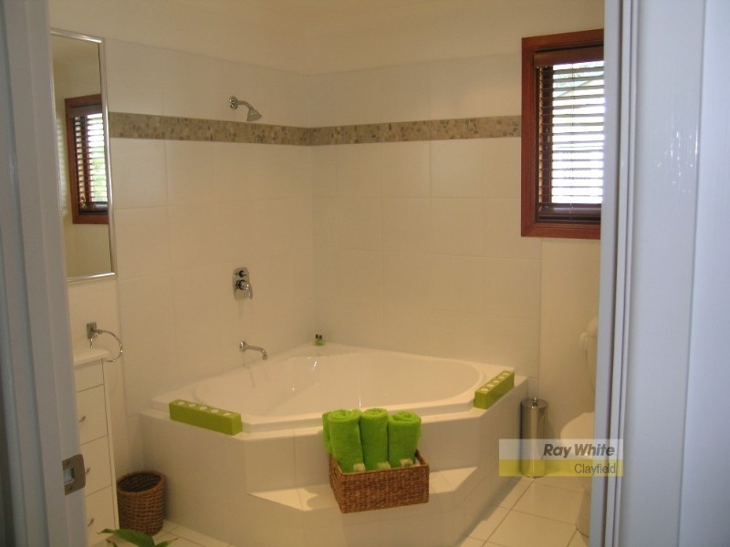 Wavell Heights QLD 4012