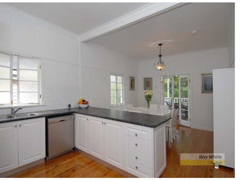 136 Kent Road, Wooloowin QLD 4030