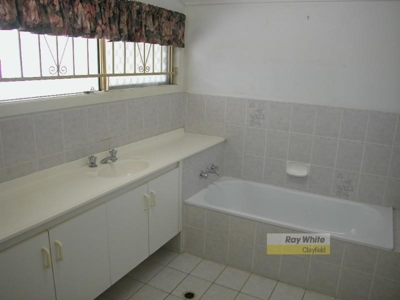 15 Flemington Street, Hendra QLD 4011