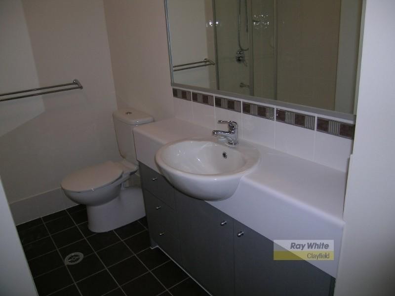 4/33 Pilba Street, Chermside QLD 4032