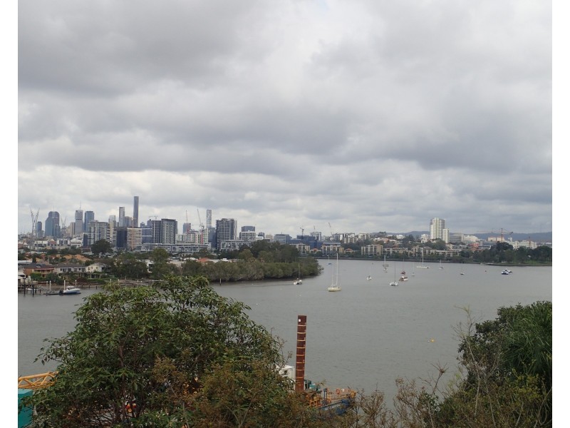 2/27 Mullens Street, Hamilton QLD 4007