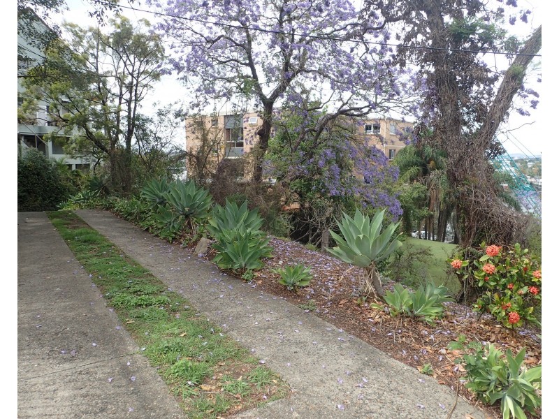 2/27 Mullens Street, Hamilton QLD 4007