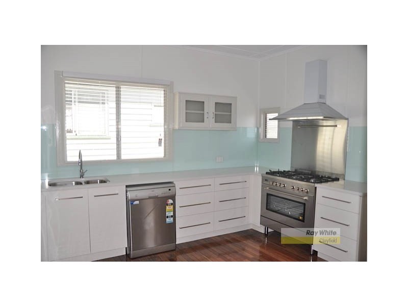 25 Crescent Way, Hendra QLD 4011