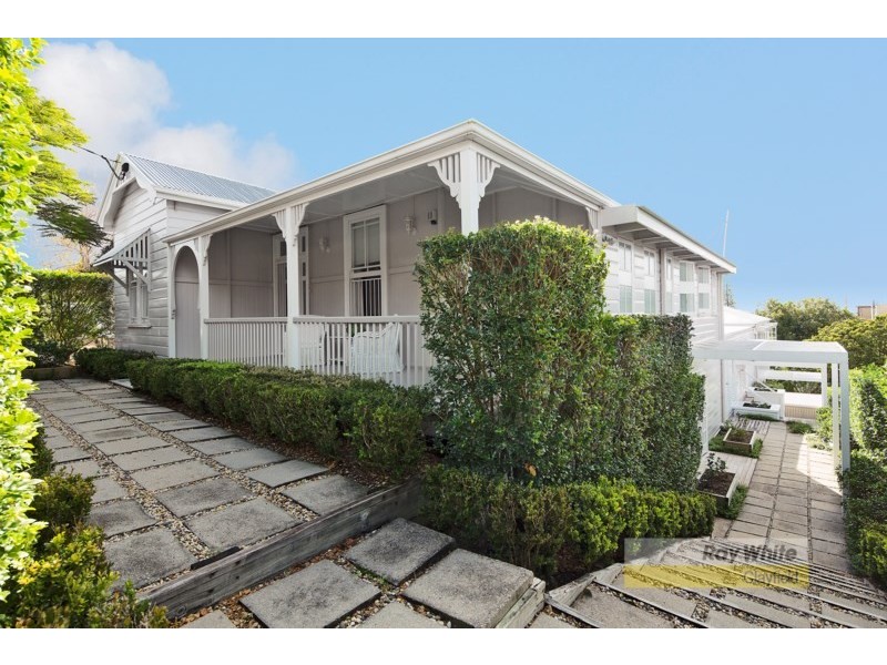 17 Victoria Parade, Clayfield QLD 4011