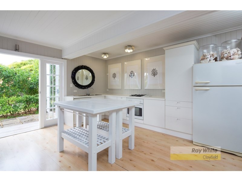 17 Victoria Parade, Clayfield QLD 4011