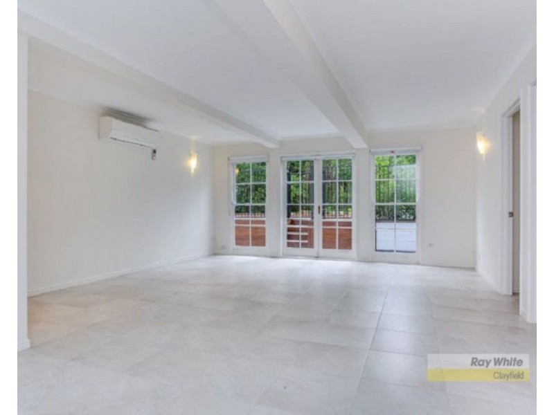 2 Goldsworthy Avenue, Hamilton QLD 4007