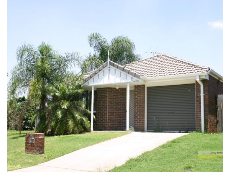 31 Turquoise Place, Wavell Heights QLD 4012