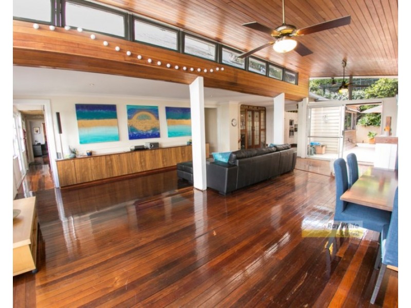 22 Crescent Road, Hamilton QLD 4007