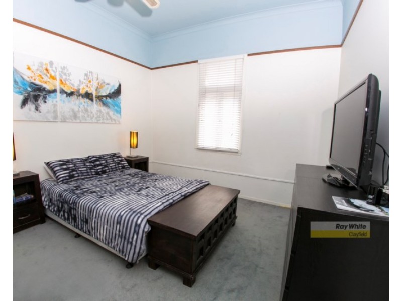 22 Crescent Road, Hamilton QLD 4007