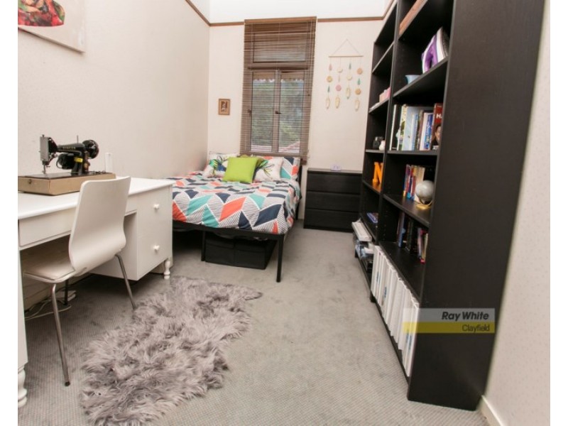 22 Crescent Road, Hamilton QLD 4007