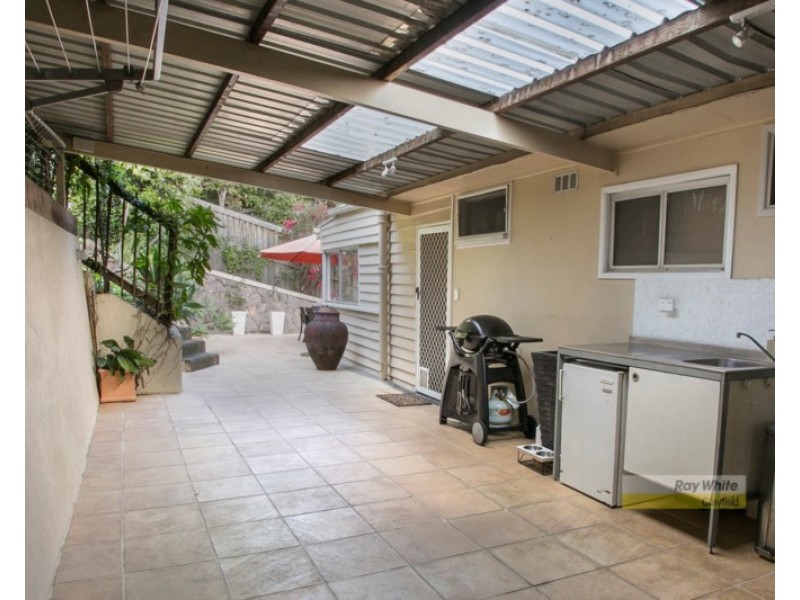 22 Crescent Road, Hamilton QLD 4007