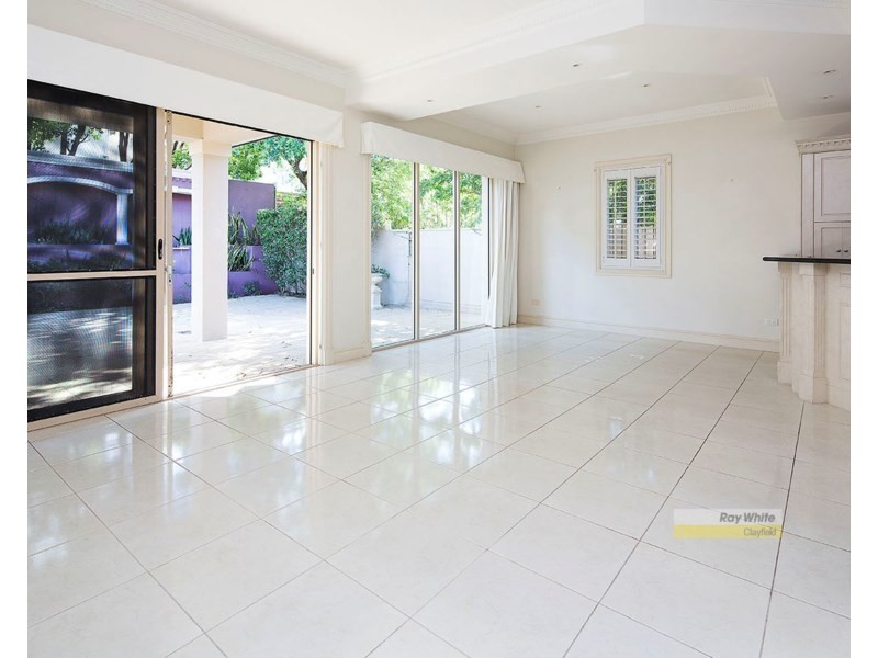 99 Barlow Street, Clayfield QLD 4011