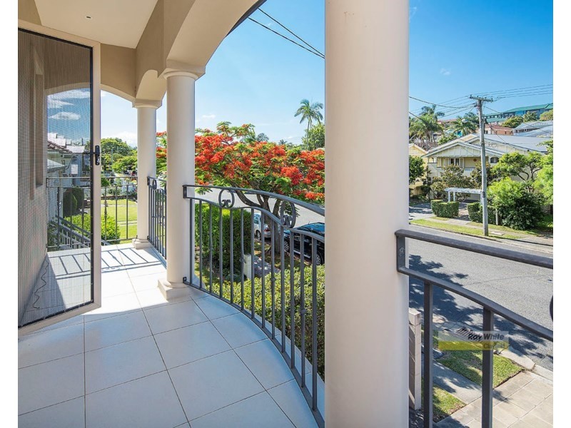 99 Barlow Street, Clayfield QLD 4011