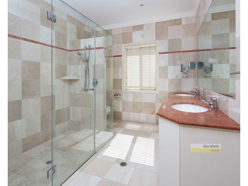 99 Barlow Street, Clayfield QLD 4011