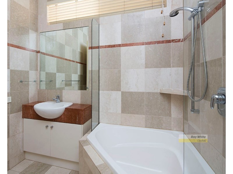 99 Barlow Street, Clayfield QLD 4011